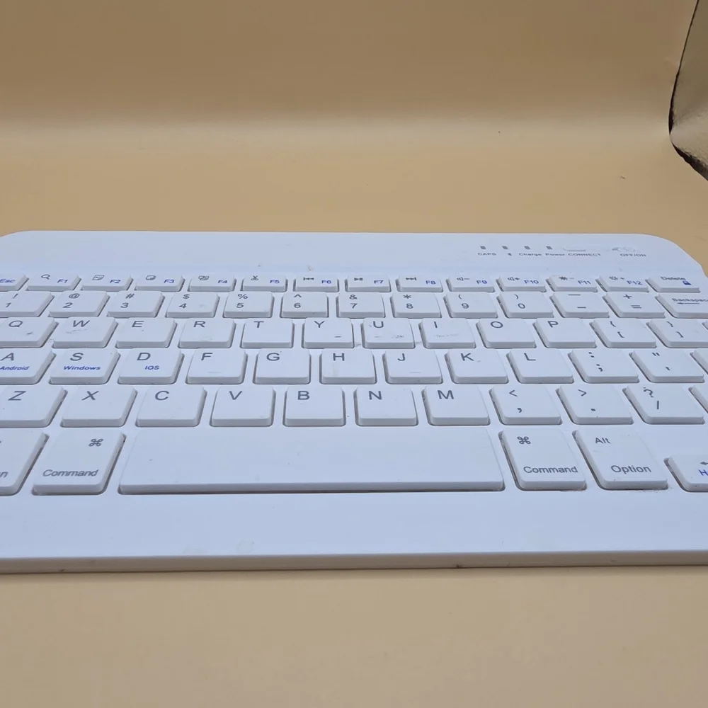 Ultra-Slim Bluetooth Keyboard 9.5